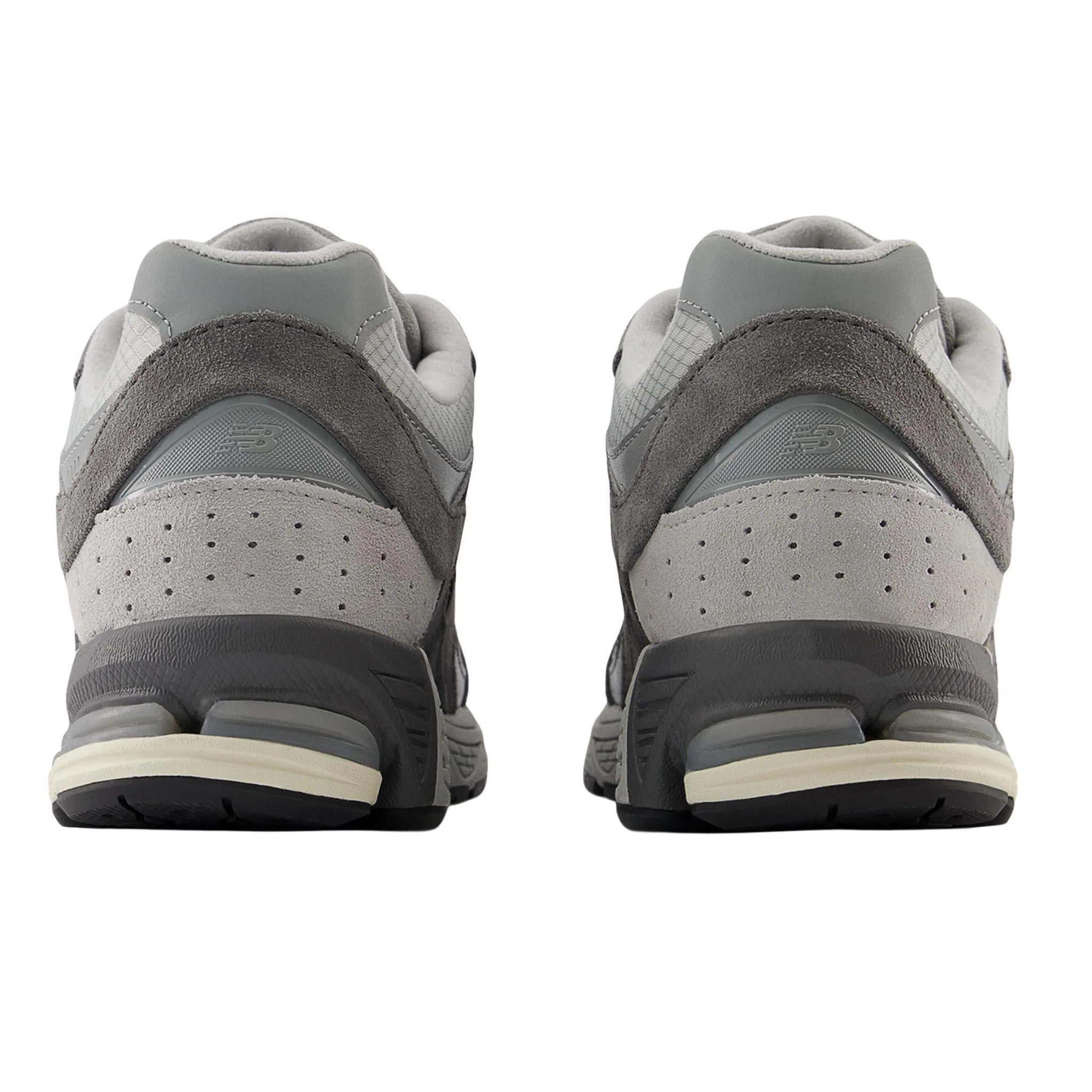[New Balance] U2002 in Grey - Image 5